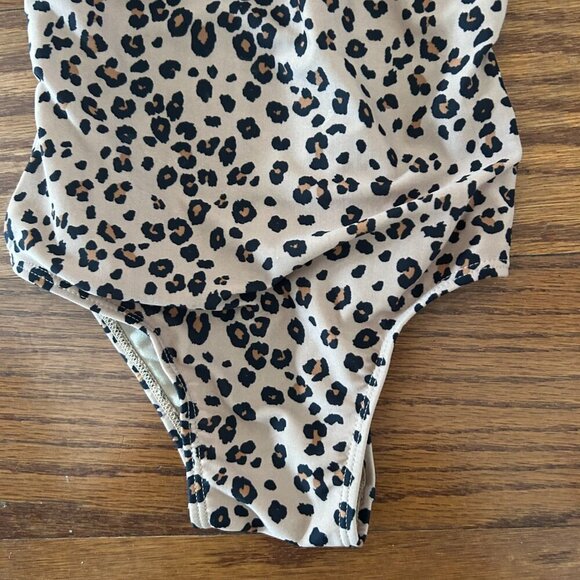 GAP Girls Leopard Print One Piece Swim Suit Bathing Suit Size 4T Ruffle Strap - Picture 5 of 8